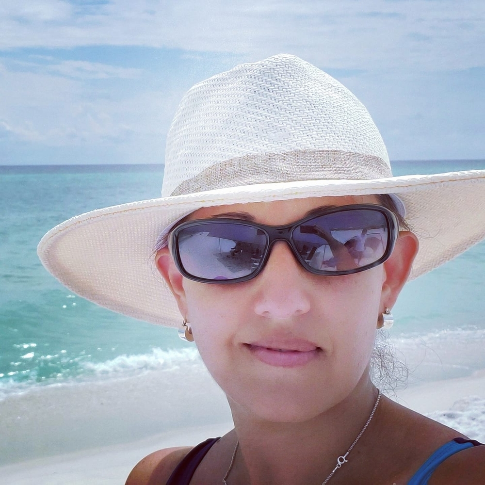 Meet your Posher, Victoria